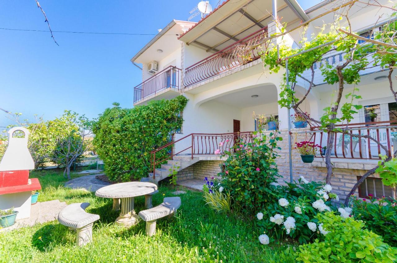Apartments Slavica R Banjol Екстер'єр фото