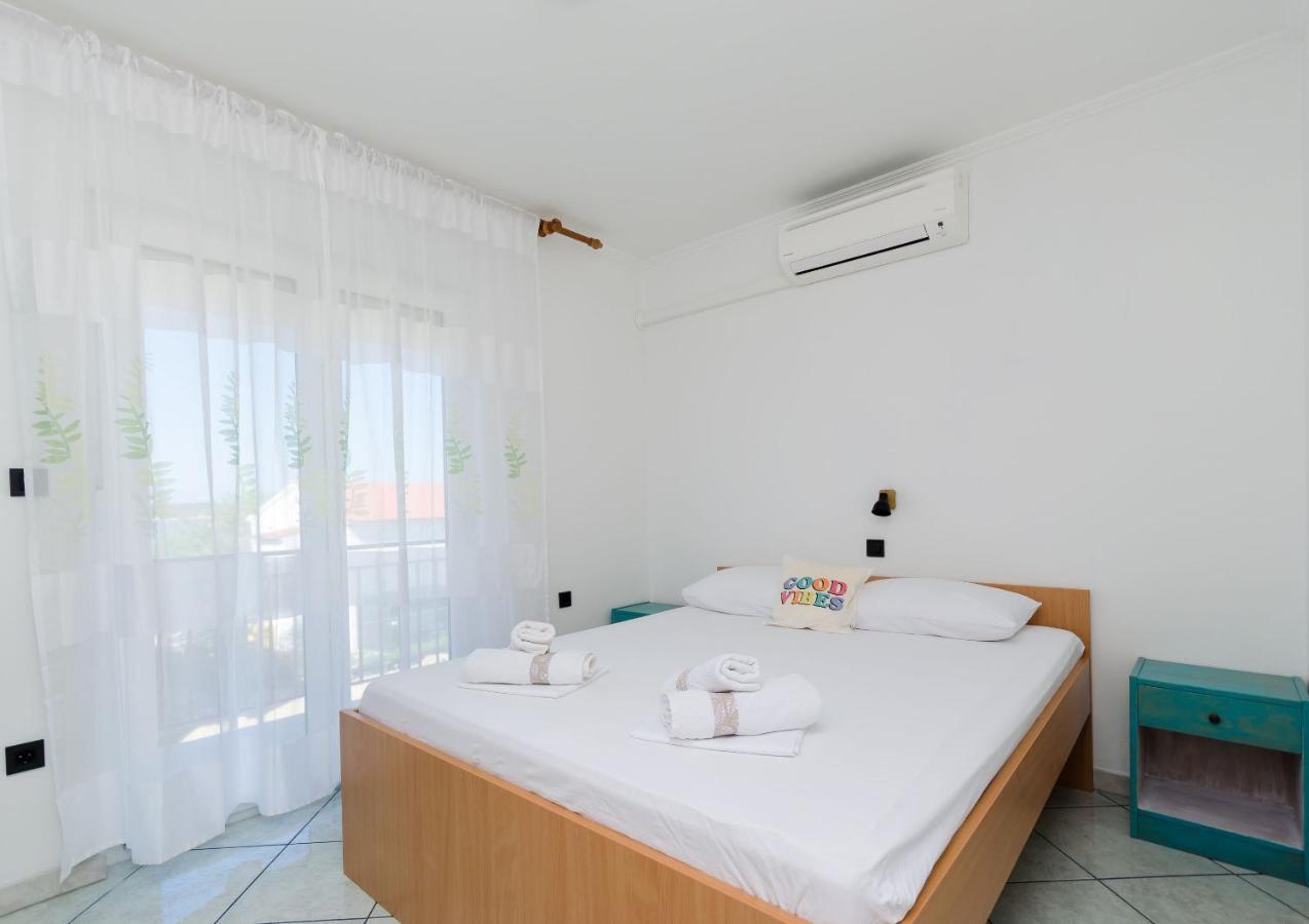 Apartments Slavica R Banjol Екстер'єр фото