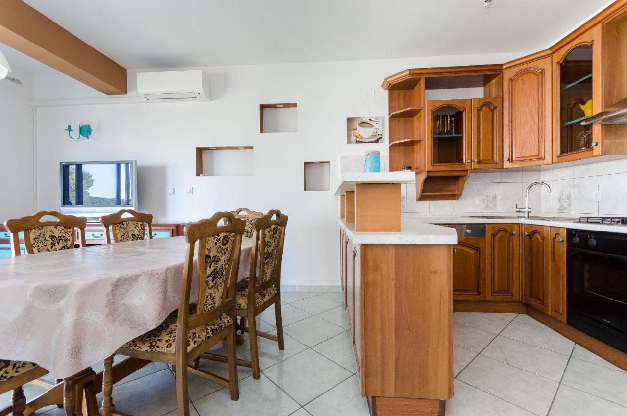 Apartments Slavica R Banjol Екстер'єр фото